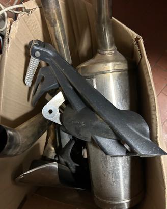 Terminali e pedane originali Triumph Street triple