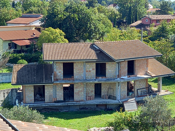 Nuova costruzione in zona residenziale