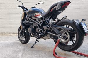 Benelli 752 s