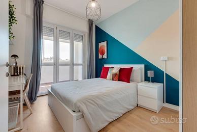 Stanza in appartamento di 130 m² a Milano
