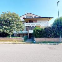 APPARTAMENTO BICAMERE CON TERRAZZO ABITABILE E ...