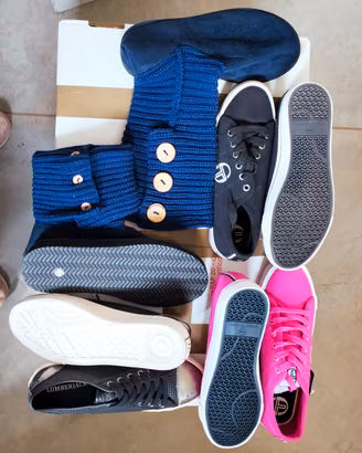 9 paia scarpe donna 5.50€ n 40 anfibi ciabatte