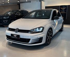 Volkswagen Golf GTD 2.0 TDI DSG - 2016
