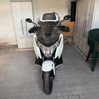 Honda Integra 750