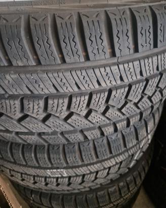 pneumatici 205 40 17