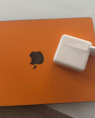 MacBook Pro 14" (M1 Pro) | 16GB | 512GB