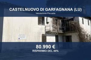 Immobile in asta di 323 m² con più di 5 locali a C