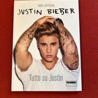 Justin Bieber tutto su Justin libro