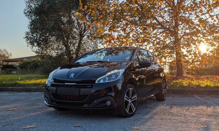 Peugeot 208 GtLine 