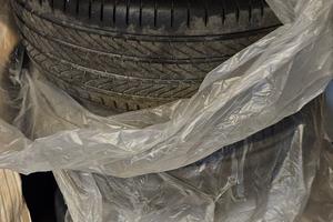 Treno Continental 235/50 R19 - NUOVE da smontaggio