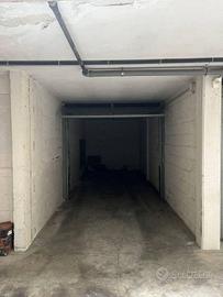 Box / Garage di 17 m² a Modena