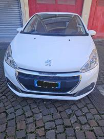  peugeout 208 bianca
