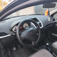 Peugeot 207 1.4 HDi 
