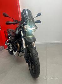 MOTO GUZZI V85