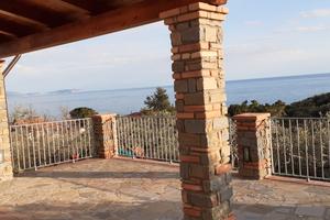 Trilocale LA PERLA PASQUA E ESTATE VISTA MARE