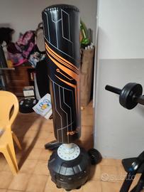 sacco da boxe più guanti palestra 