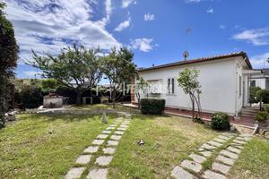 Villa su unico livello completamente ristrutturata