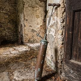 Antica pompa per verderame