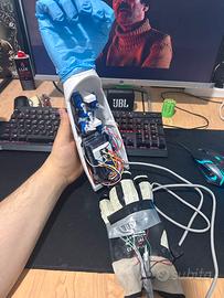 Braccio robotico completamente stampato in 3d
