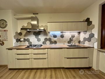 CUCINA completa di elettrodomestici Elettrolux