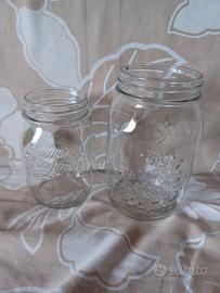 vasi in vetro da 1 chilo e da 500 grammi