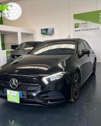 MERCEDES-BENZ A 200 d NIGHT EDITION PREMIUM