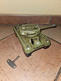 Carro armato giocattolo in ferro anni 60
