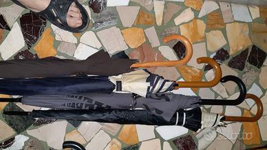 Ombrelli, 18, come nuovi, vendibili singolarmente