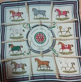 foulard di seta Hermes originale 