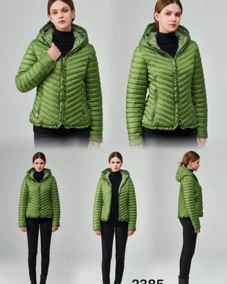 Piumino Donna Elegante con Volant - Stock Ingrosso
