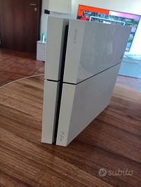 PS4 Fat (prima versione)
