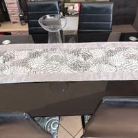 Tavolo in vetro fumé + 4 sedie grigie in similpell