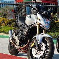 honda hornet 600