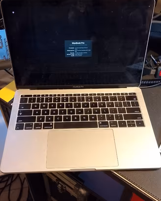 MacBook Pro 13" Retina 2017 – i5 / 16GB / 512GB SS