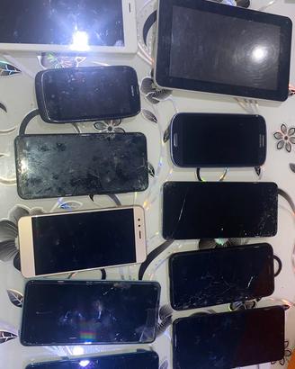 Cellulari non funzionanti o rotti