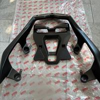 Supporto bauletto Yamaha X Max