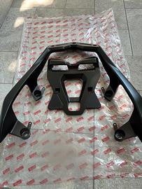 Supporto bauletto Yamaha X Max