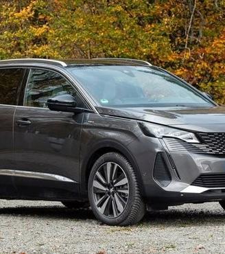 Ricambi disponibili peugeot 3008 2012/2023