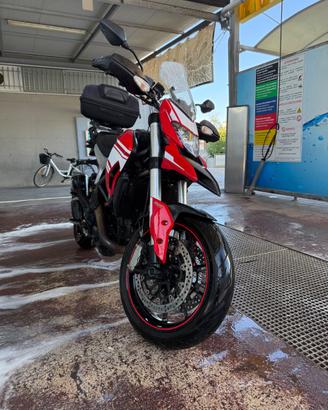 Ducati Hyperstrada 