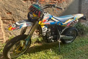 MV AGUSTA MOTORCYCLES HUSQUARNA H8