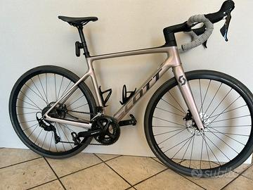 Scott addict 30