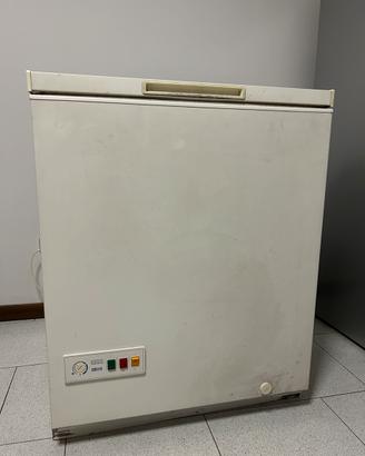 Congelatore a pozzo Castor