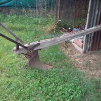 Antichi attrezzi agricoli per aratura epoca