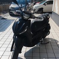 Piaggio Beverly 400 Deep Black Euro 5