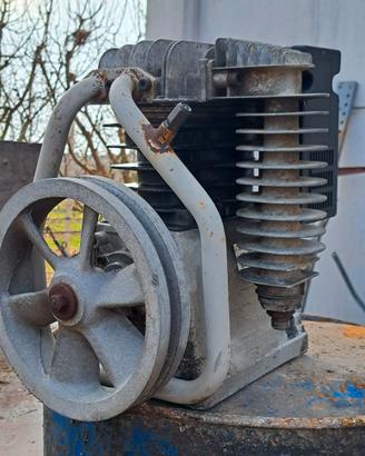 Testata da compressore aria