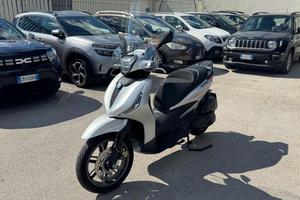 PIAGGIO Beverly 400 S SPORT 17MILA KM CONDIZIONI