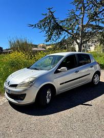 RENAULT CLIO 1.5 dCi – APPENA TAGLIANDATA