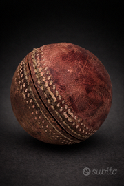 Palla da cricket originale anni ’20 in pelle