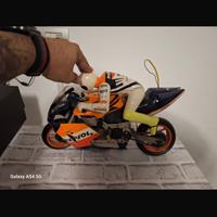 Honda rc211v radiocomandata