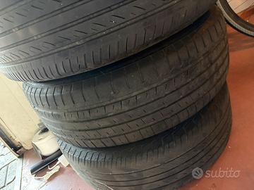 4 gomme con cerchioni